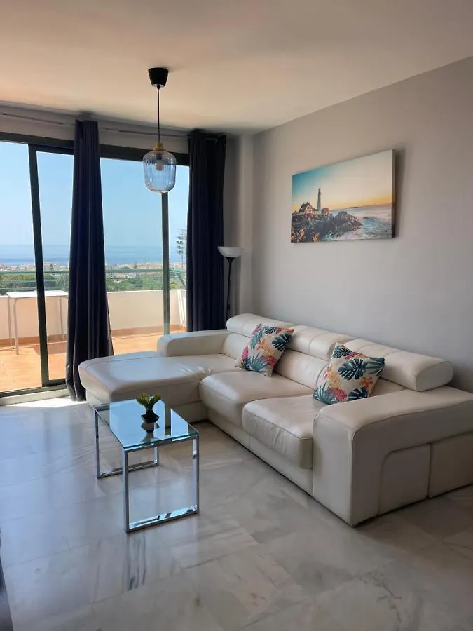 Apartamento En Nerja Con Vistas Al Mar.